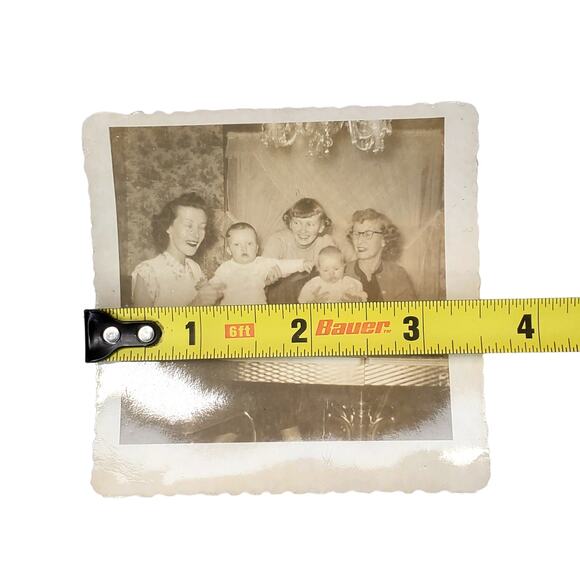 Vtg Family Celebrating Baby Birthday Together Monochrome Photography Found - Picture 4 of 4